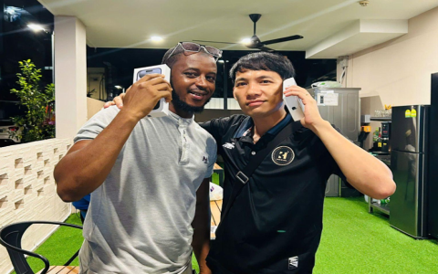 Cường Seven và Khang Huy Apple: Khẳng định uy tín mùa iPhone 17