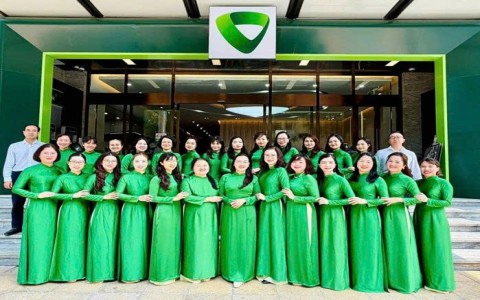 Chuẩn Mực Đạo Đức Cách Mạng Trong Giai Đoạn Mới: Thước Đo Bản Lĩnh, Trách Nhiệm Và Năng Lực Tự Rèn Luyện Của Cán Bộ, Đảng Viên