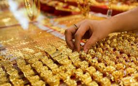 Giá vàng hôm nay ngày 10/10: Giữ đà tăng nhẹ