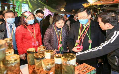 Rực rỡ sắc màu Lai Châu giữa lòng Hà Nội