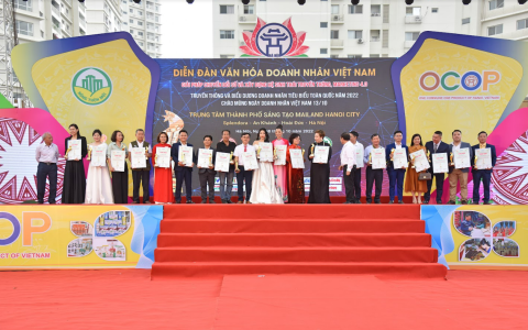 Lễ vinh danh Doanh nhân, Nghệ nhân, Nhà khoa học tiêu biểu tại Mailand Hanoi City