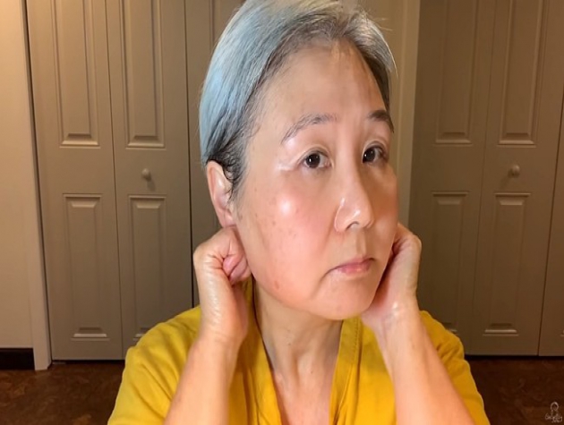 Beauty blogger 60 tuổi tiết lộ bí quyết độc giúp trẻ hóa da