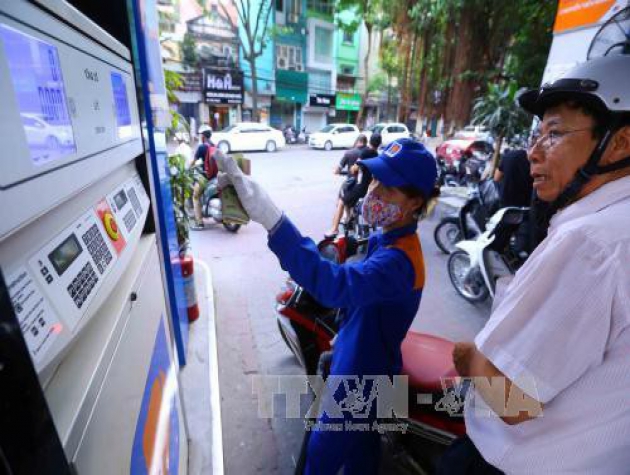 Xăng, dầu đồng loạt tăng giá lần thứ 2 liên tiếp